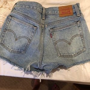 Levi shorts